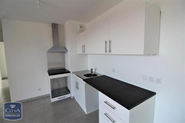 Appartement à louer 3 pièces 65.07m² Aix-en-Provence (13290)