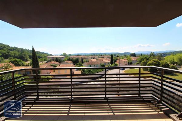 Appartement à louer 3 pièces 65.07m² Aix-en-Provence (13290)