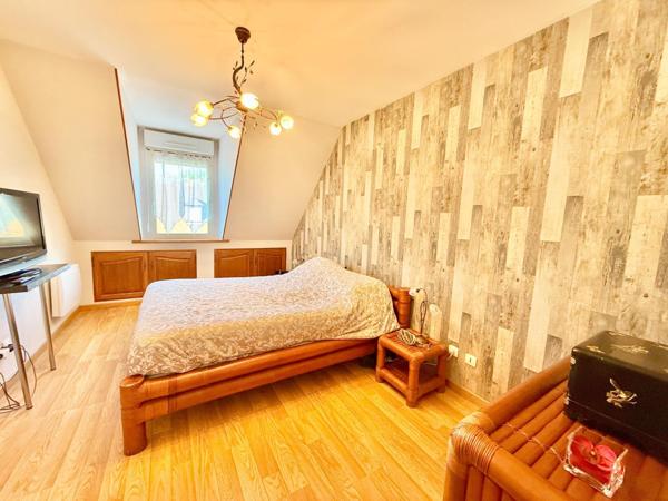 Maison à GUIGNES, 77390 - 5 pièces 95m²