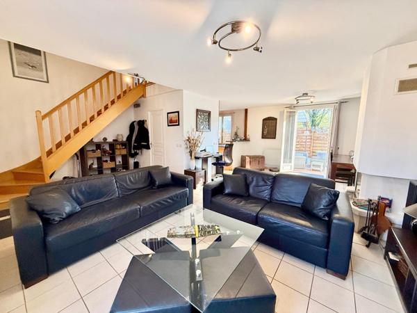 Maison à GUIGNES, 77390 - 5 pièces 95m²