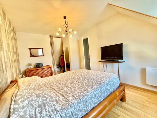 Maison à GUIGNES, 77390 - 5 pièces 95m²