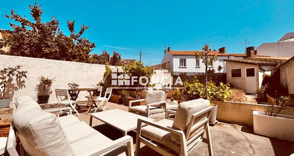 À vendre Maison 4 pièces 117 m² - La Rochelle 17000
