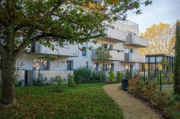 INVESTISSEMENT LOCATIF – CENON – Résidence Seniors Stella - Le Grand Cèdre - 6,34 % de rentabilité