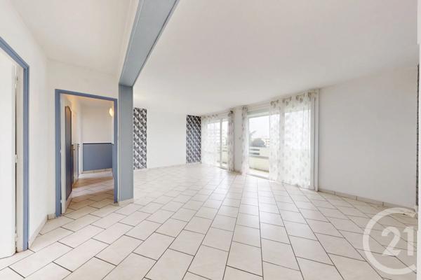 Appartement T4 à vendre  4 pièces - 66,60 m 2   ST QUENTIN  - 02