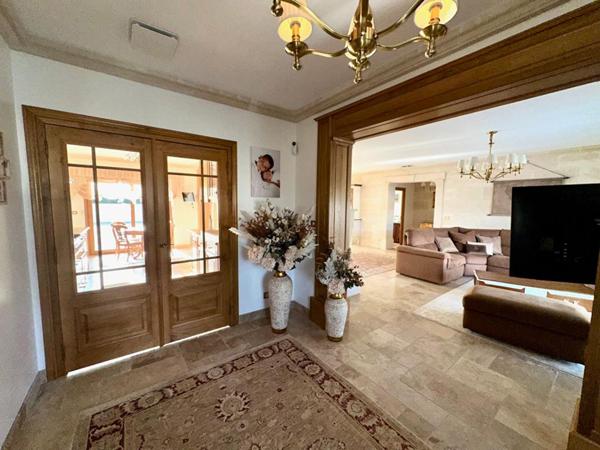 A 1h de Paris - A VENDRE ELEGANTE MAISON CONTEMPORAINE d'environ 195 m2, GARAGE, TERRAIN 1535 m2