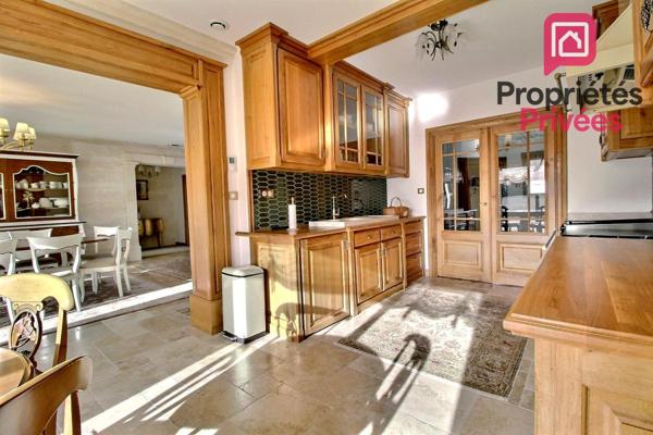 A 1h de Paris - A VENDRE ELEGANTE MAISON CONTEMPORAINE d'environ 195 m2, GARAGE, TERRAIN 1535 m2