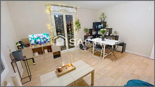 Appartement T2 - 47 m² - 2009 - Parking - Bourg s/s La Roche