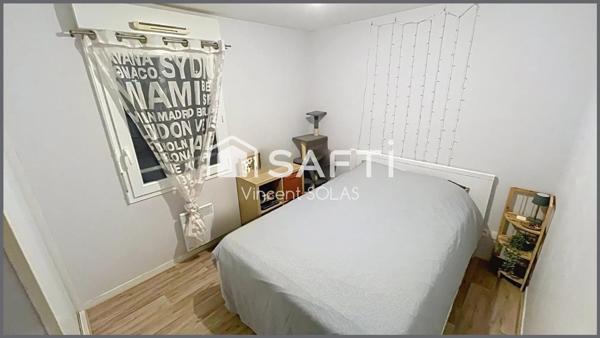 Appartement T2 - 47 m² - 2009 - Parking - Bourg s/s La Roche