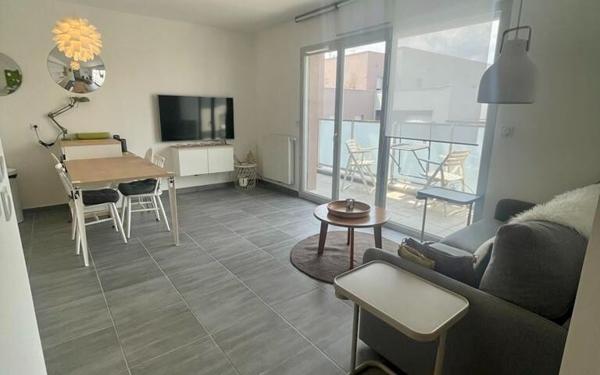 Appartement à louer    1 pièce • 40,54 m2 Ferney-Voltaire