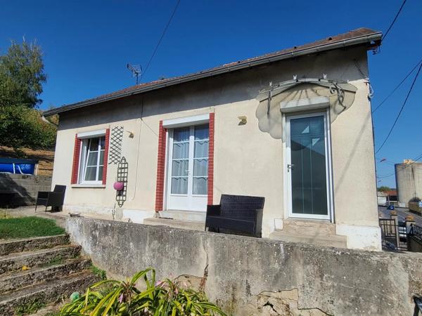 Vente                                                      Maison
                        
                     3 pièces                      79 m2                     à Soissons