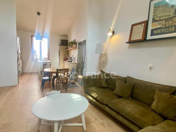 Appartement 3 pièces plein de charme, rénové et atypique PAULHAN (34)
