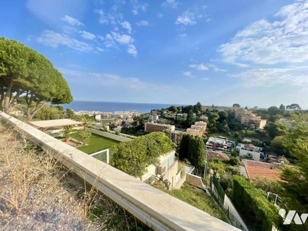 Roquebrune-Cap-Martin, Hameau, 2 pièces de 47 m² vue mer panoramique, parking 