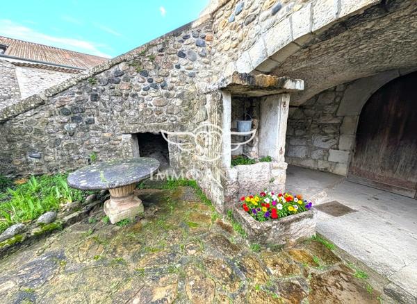 Projet de rénovation – Ensemble en pierre à Vogüé