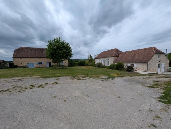 Vente Ferme 5 pièces 217 m2 à Montfaucon