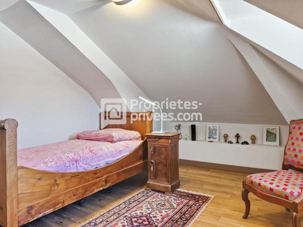 Superbe maison bourgeoise, en parfait état, double séjour, 4/5 chambres, jardin, garage