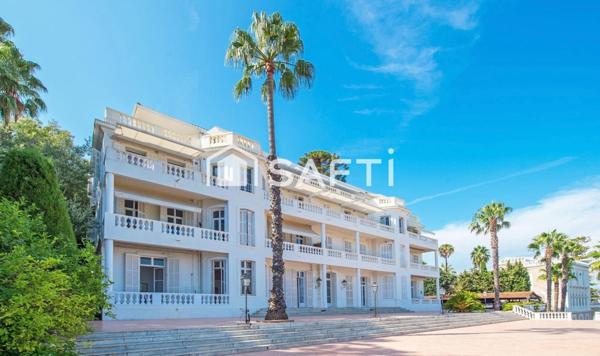 Appartement 6 pièces dans Château vue mer