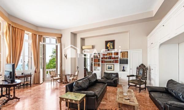 Appartement 6 pièces dans Château vue mer