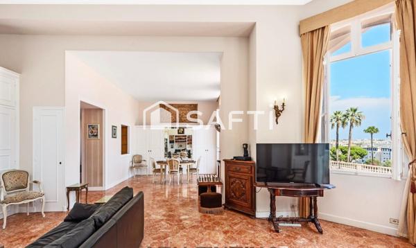 Appartement 6 pièces dans Château vue mer