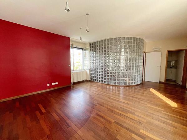 Appartement  4 pièce(s) - Coeur de ville - 114 m2 - Chambéry