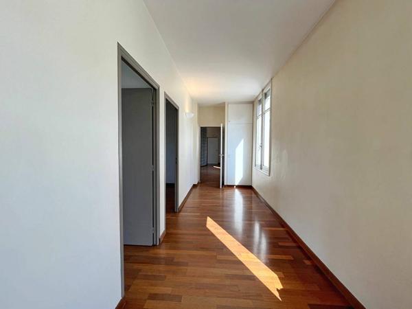 Appartement  4 pièce(s) - Coeur de ville - 114 m2 - Chambéry