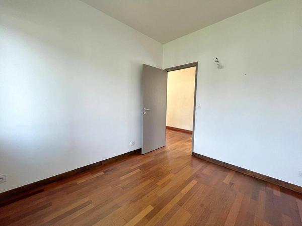 Appartement  4 pièce(s) - Coeur de ville - 114 m2 - Chambéry
