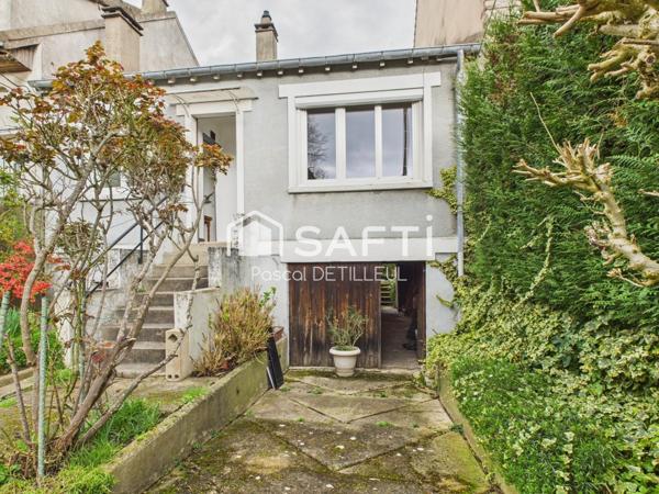 GARCHES – Maison 4 pièces 2 chambres 65m2 environ  A rénover