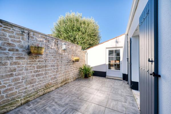 Villa avec piscine chauffée - à 4 km de l'Océan - St-Pierre-d'Oléron