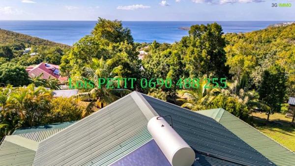 Vente / Maison et grand terrain à Bouillante (97125)