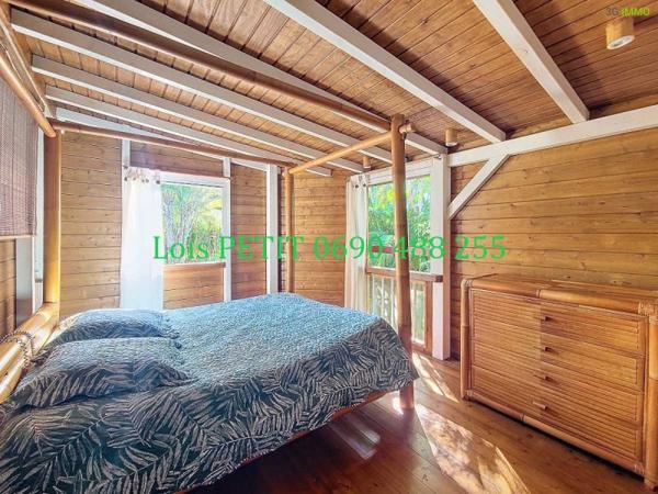Vente / Maison et grand terrain à Bouillante (97125)