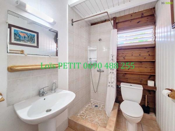 Vente / Maison et grand terrain à Bouillante (97125)
