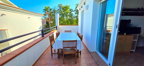 À vendre – Appartement T3 avec terrasse en bord de mer SAN NICOLAO (20230)