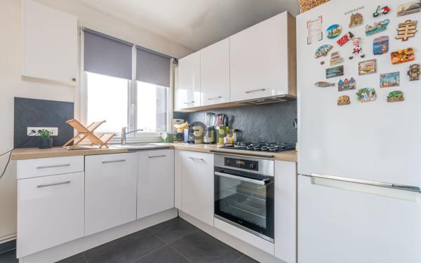 Appartement à vendre    1 pièce • 28 m2 Saint-Maur-des-Fossés