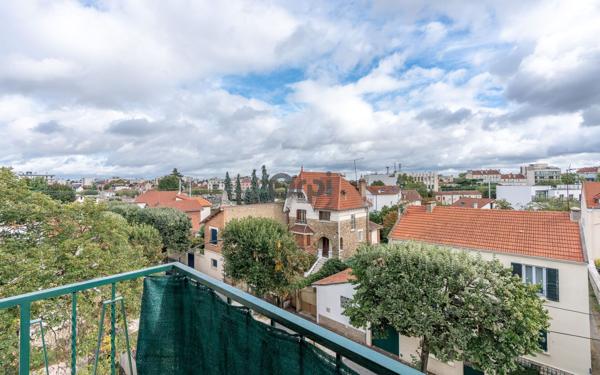 Appartement à vendre    1 pièce • 28 m2 Saint-Maur-des-Fossés