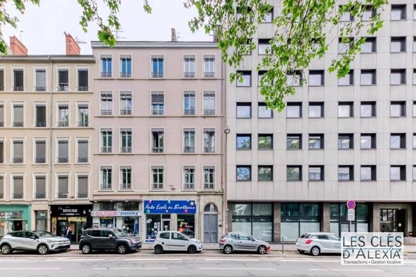 Appartement T4 de caractère à deux pas du Parc de la Tête d’Or
