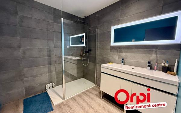 Appartement à vendre    3 pièces • 92,07 m2 Saint-Étienne-lès-Remiremont