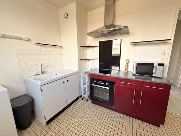 Appartement à louer 530 € CC La Châtre 2 p 47 m² DPE E