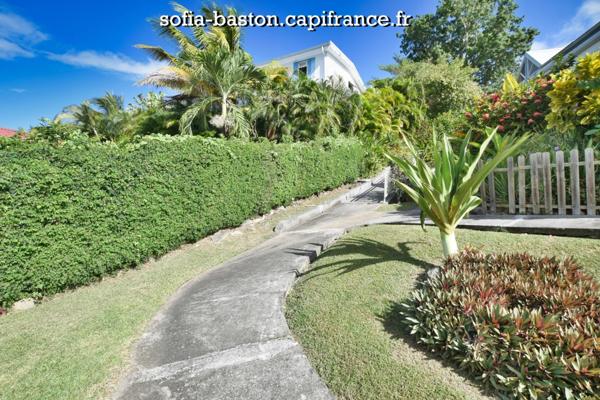 LES TROIS ILETS (972) Plage a pied - Bel Appartement 2 pièces de 48m2 Terrasse et Jardin- à vendre
