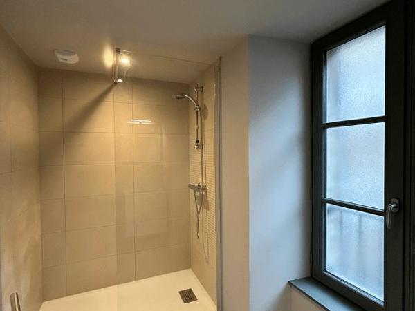 Location Appartement 4 pièces 69.7 m² - RUE SAINT PIERRE ET PLACE GENERAL DE GAULLE Saint-brieuc 22000