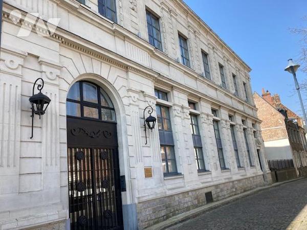 Arras Centre dans Résidence de standing, Charmant Appartement de type 2 SH env. 42m² 
