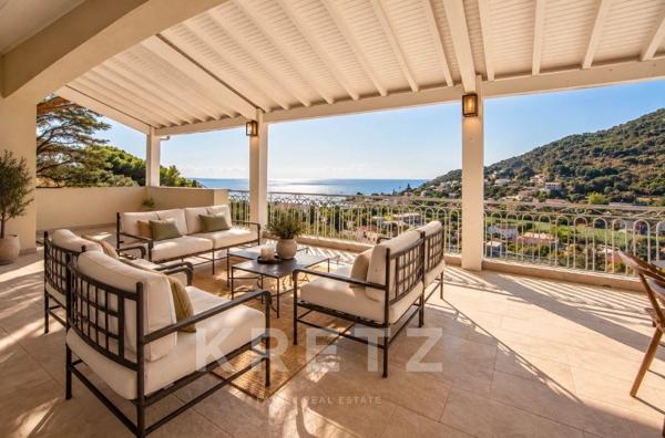 Villa de charme avec vue mer – Miomo, La Corniche