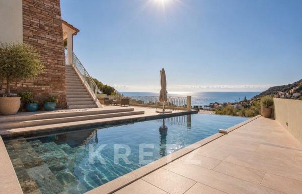 Villa de charme avec vue mer – Miomo, La Corniche