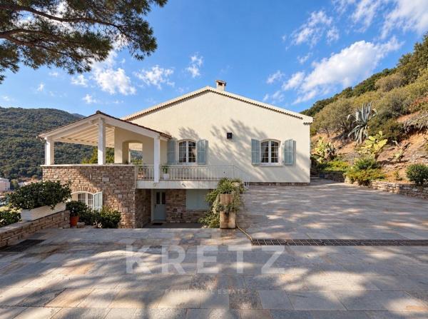 Villa de charme avec vue mer – Miomo, La Corniche