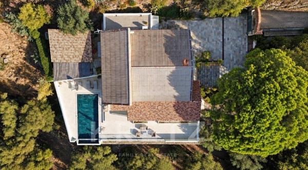 Villa de charme avec vue mer – Miomo, La Corniche