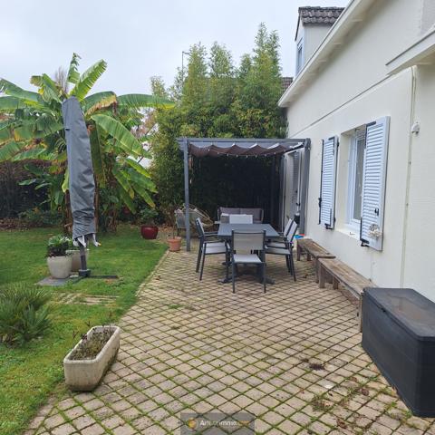 Crécy-la-Chapelle (77580) Maison 5 pièces 126 m2 env. , terrain 425 m2 et Garage