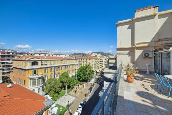 Appartement de standing avec terrasse