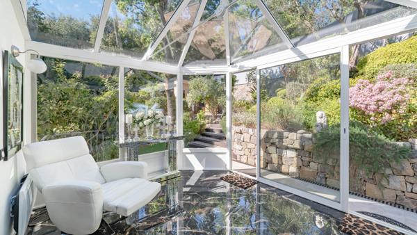 Magnifique villa avec jardin