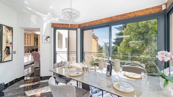 Magnifique villa avec jardin