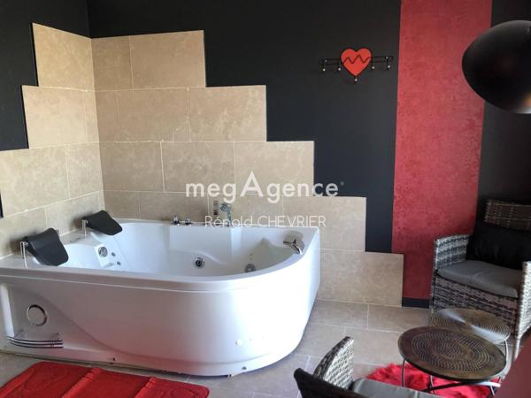 Local Commercial à LA BARRE-DE-MONTS, 85550 - 30 pièces 1016m²
