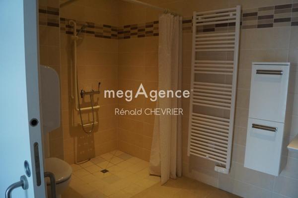 Local Commercial à LA BARRE-DE-MONTS, 85550 - 30 pièces 1016m²