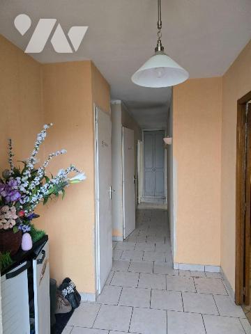 Maison à vendre à Nogent-le-Rotrou (28400) en Eure-et-Loir (28)

Située à Nogent-le-Rotrou, q...